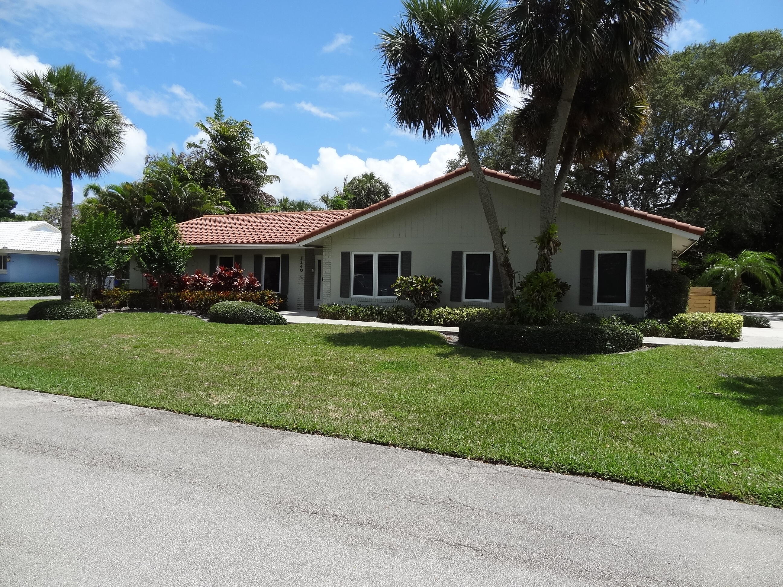 PALM BEACH FARMS CO 10 - Residential
