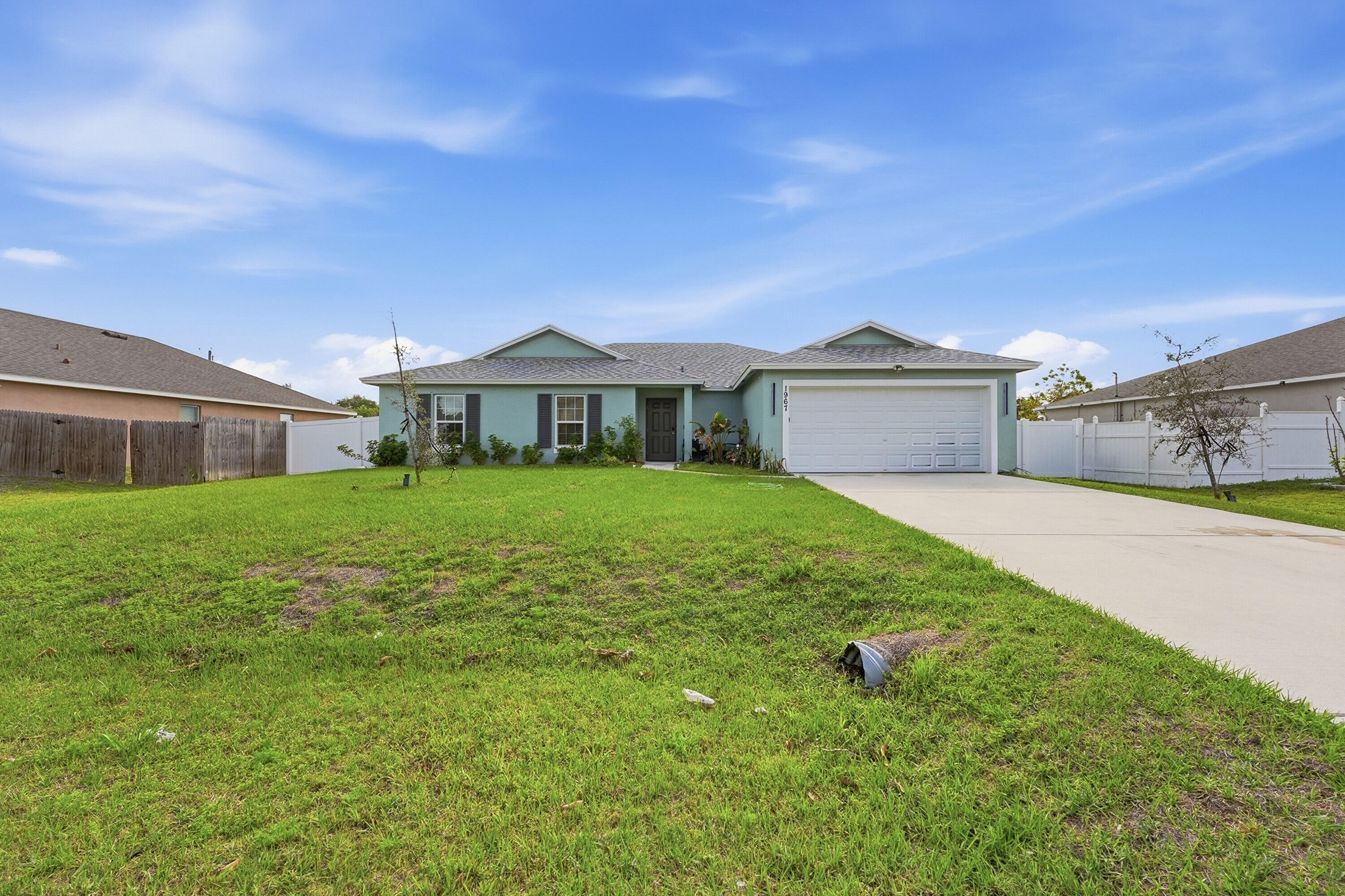 PORT ST LUCIE SECTION 8 - Residential