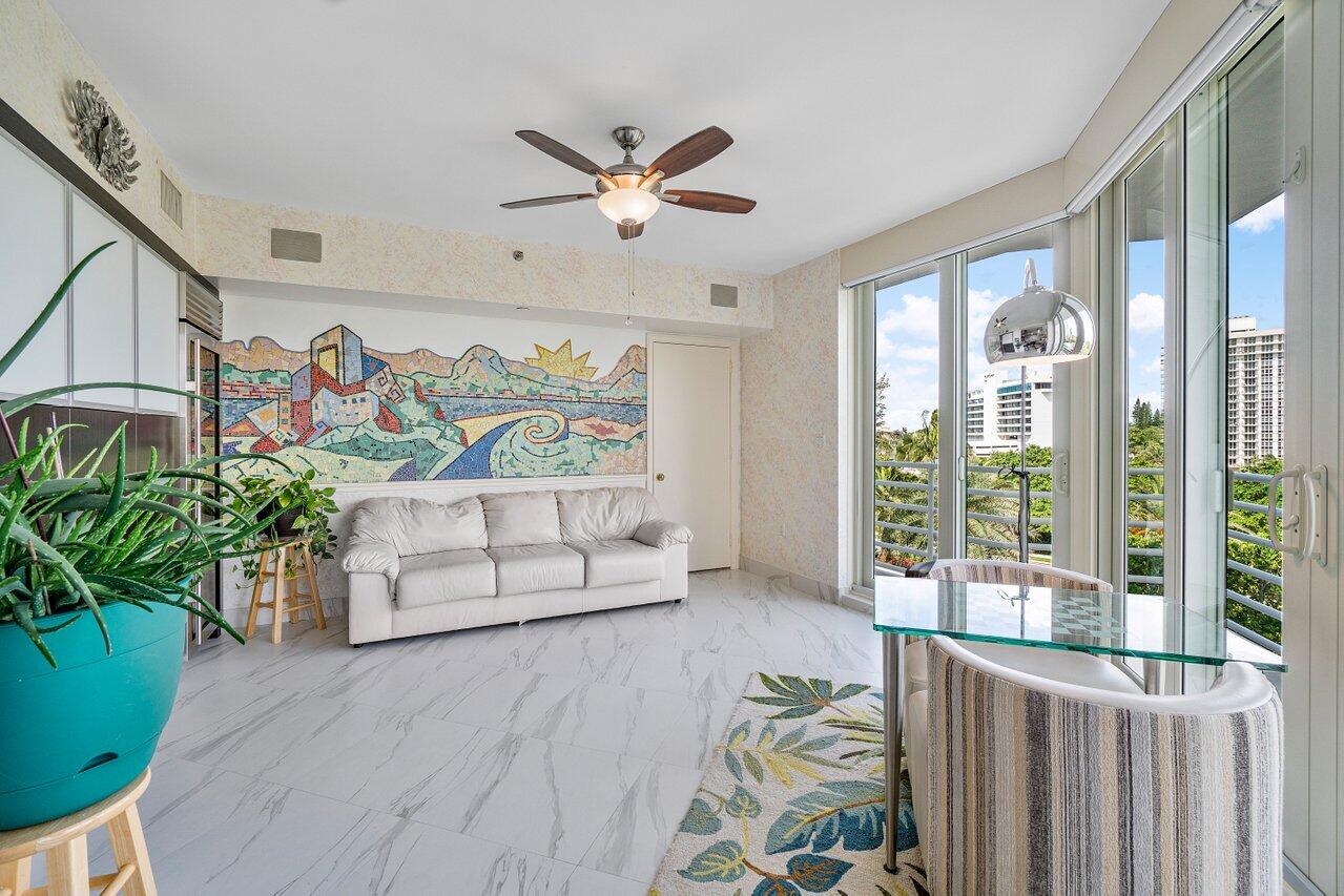 PRESIDENTIAL PLACE CONDO - Residential