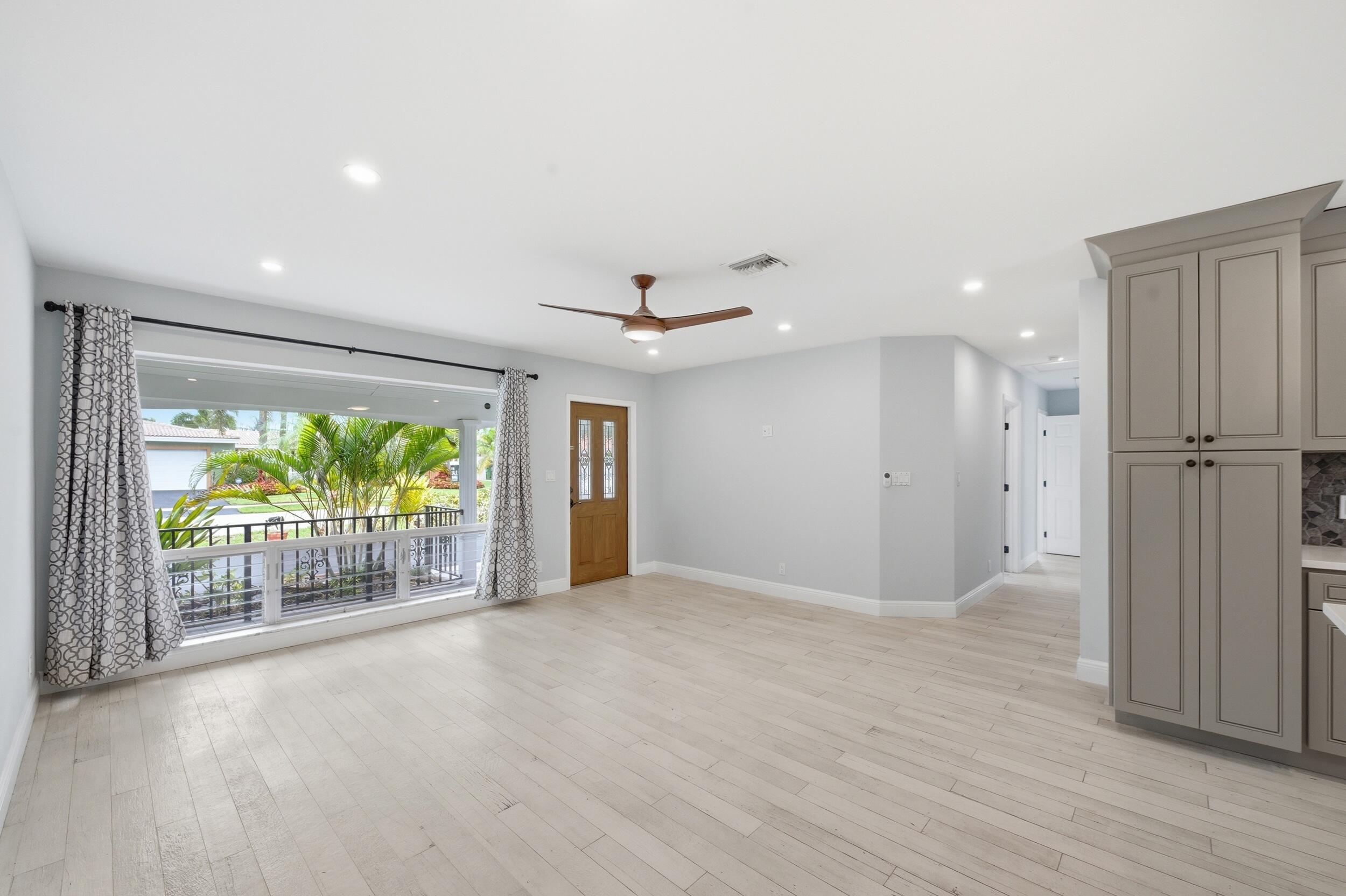 IMPERIAL POINT 1 - Residential Lease