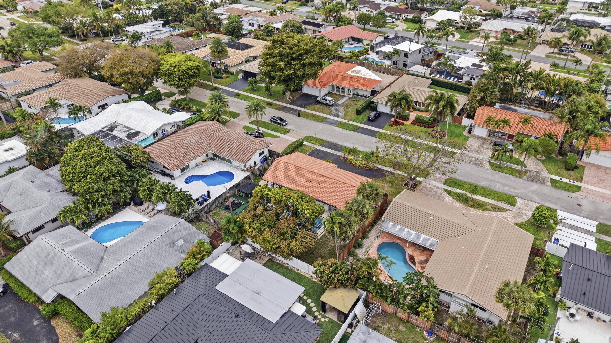 IMPERIAL POINT 1 - Residential Lease