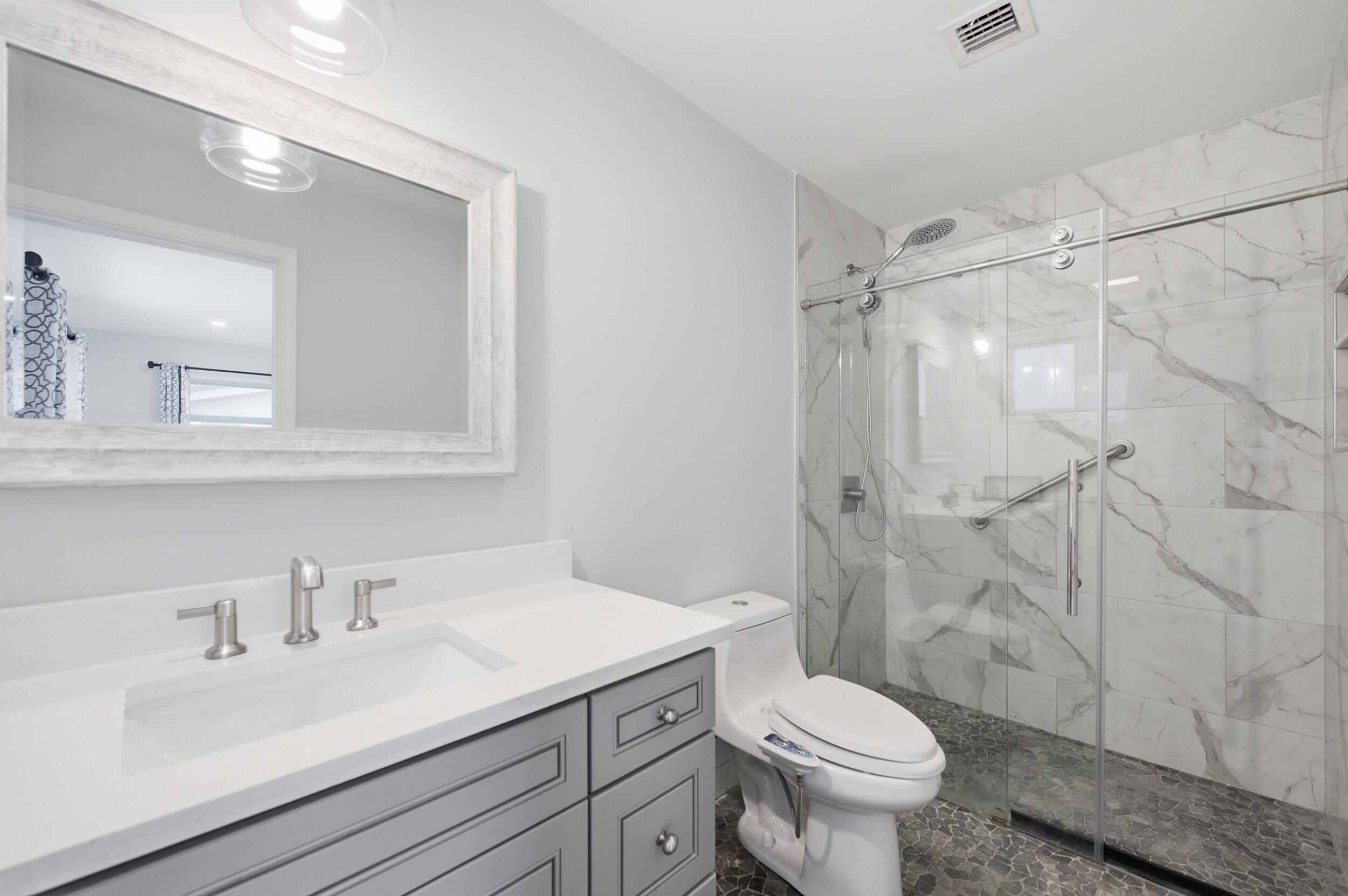IMPERIAL POINT 1 - Residential Lease