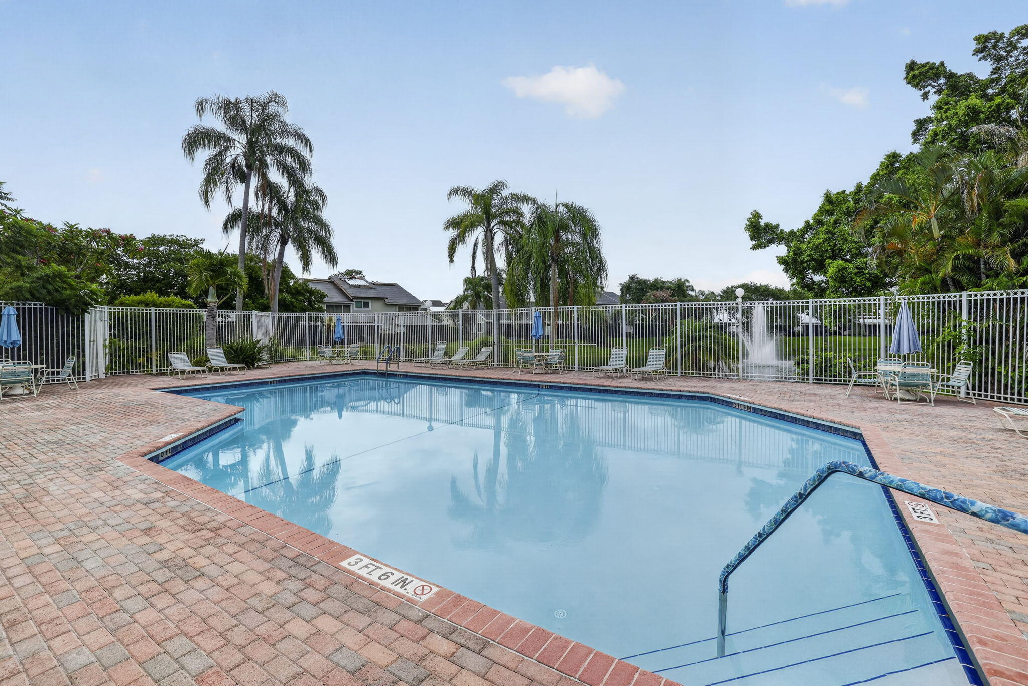 HOLIDAY SPRINGS VILLAGE - Residential
