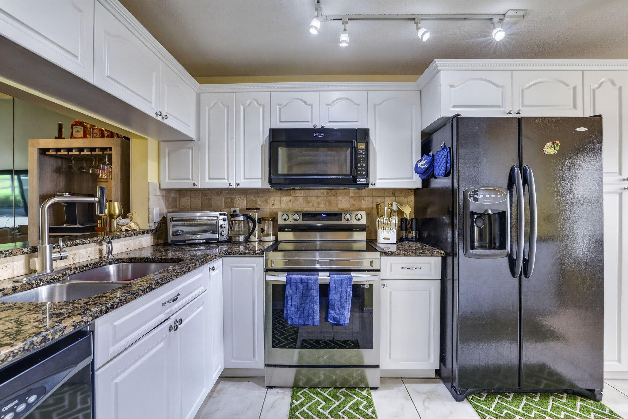 HOLIDAY SPRINGS VILLAGE - Residential