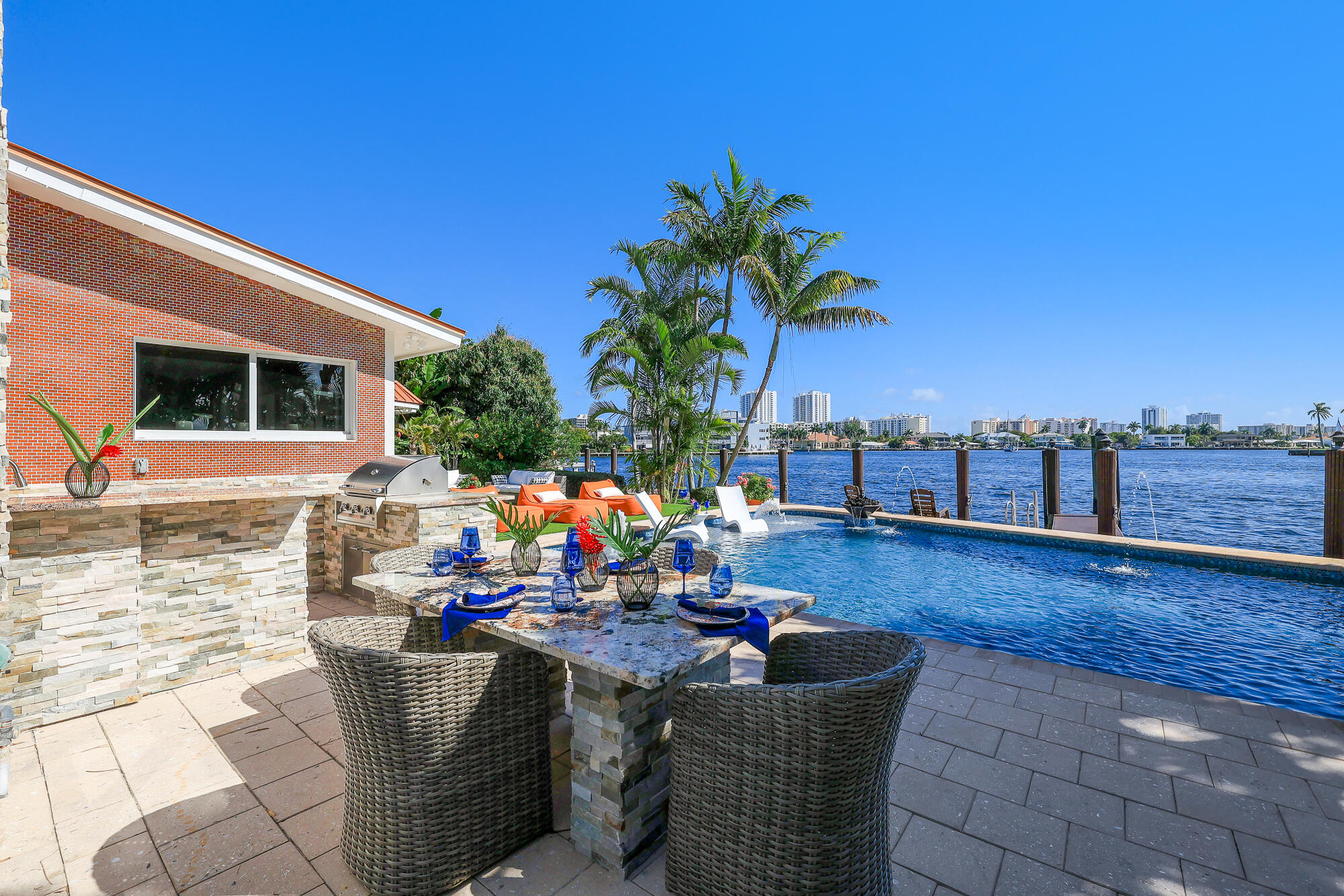 CYPRESS POINT - Residential
