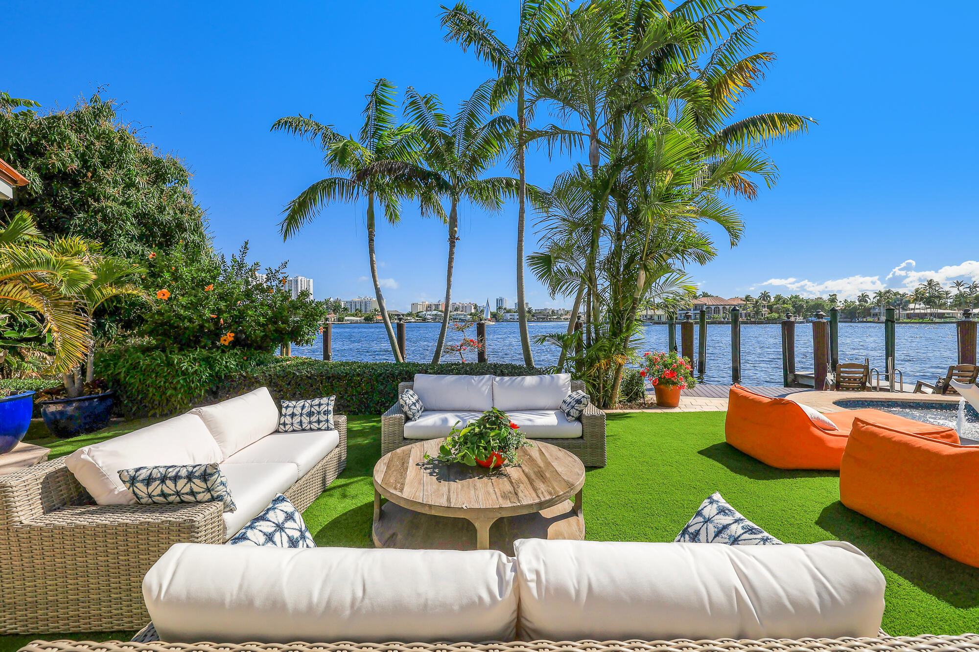 CYPRESS POINT - Residential