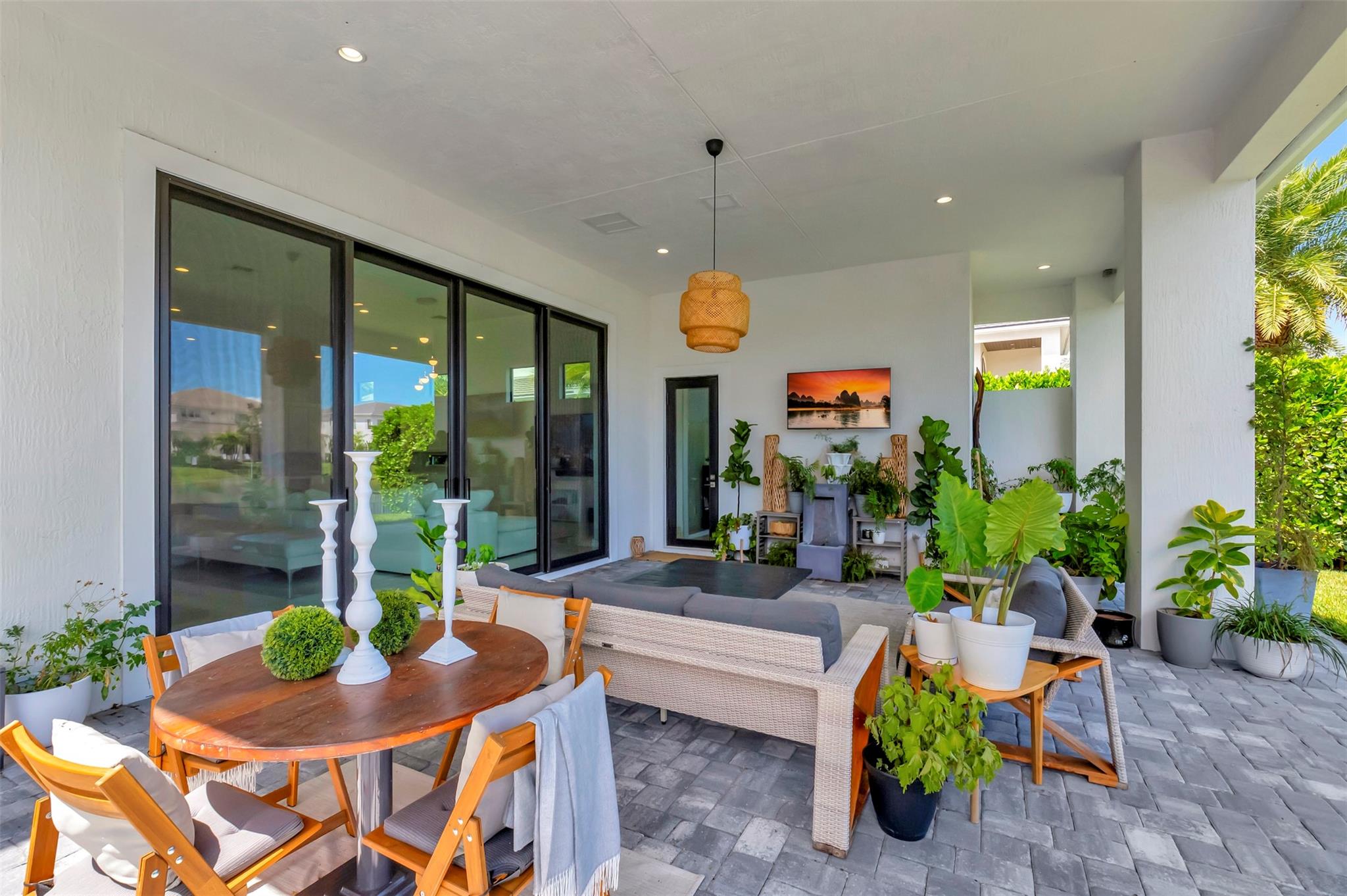 ROYAL PALM POLO - Residential