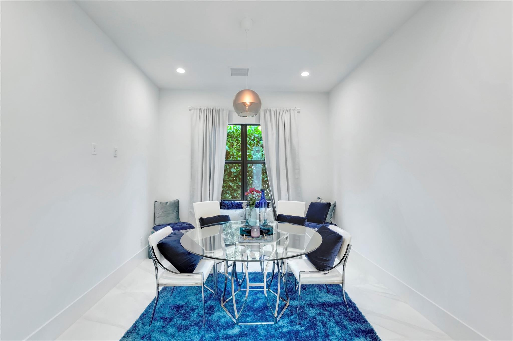 ROYAL PALM POLO - Residential