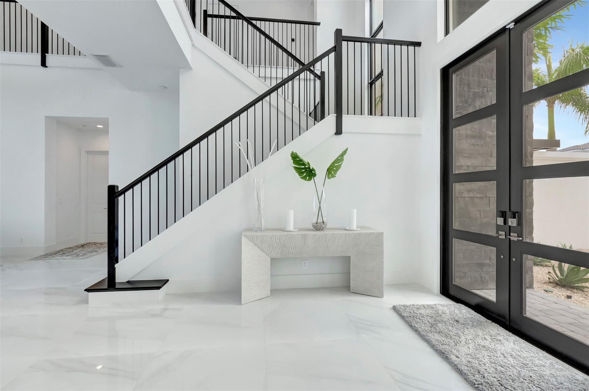 ROYAL PALM POLO - Residential