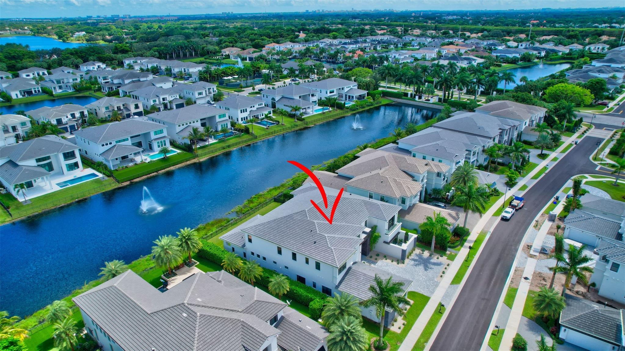 ROYAL PALM POLO - Residential
