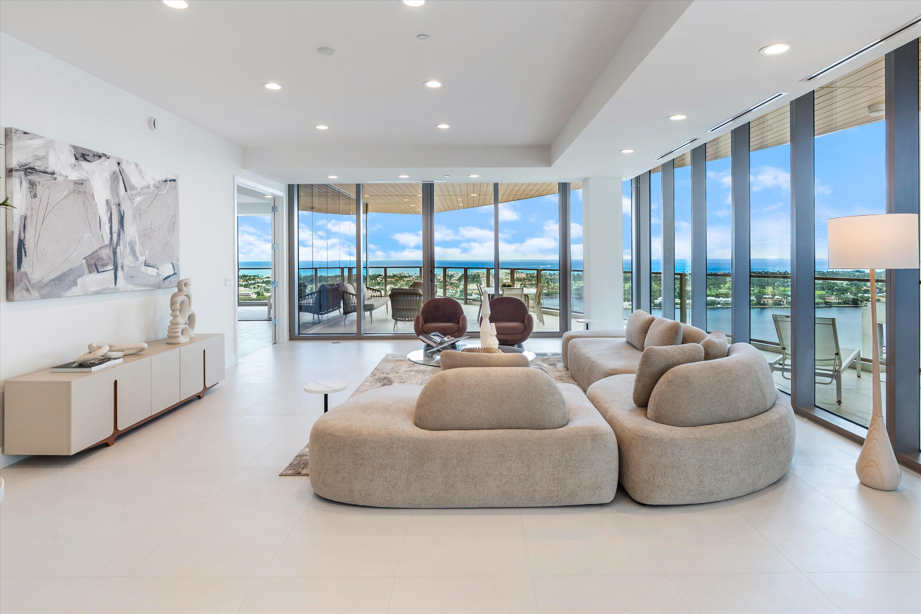 FORTE RESIDENCES CONDO - Residential