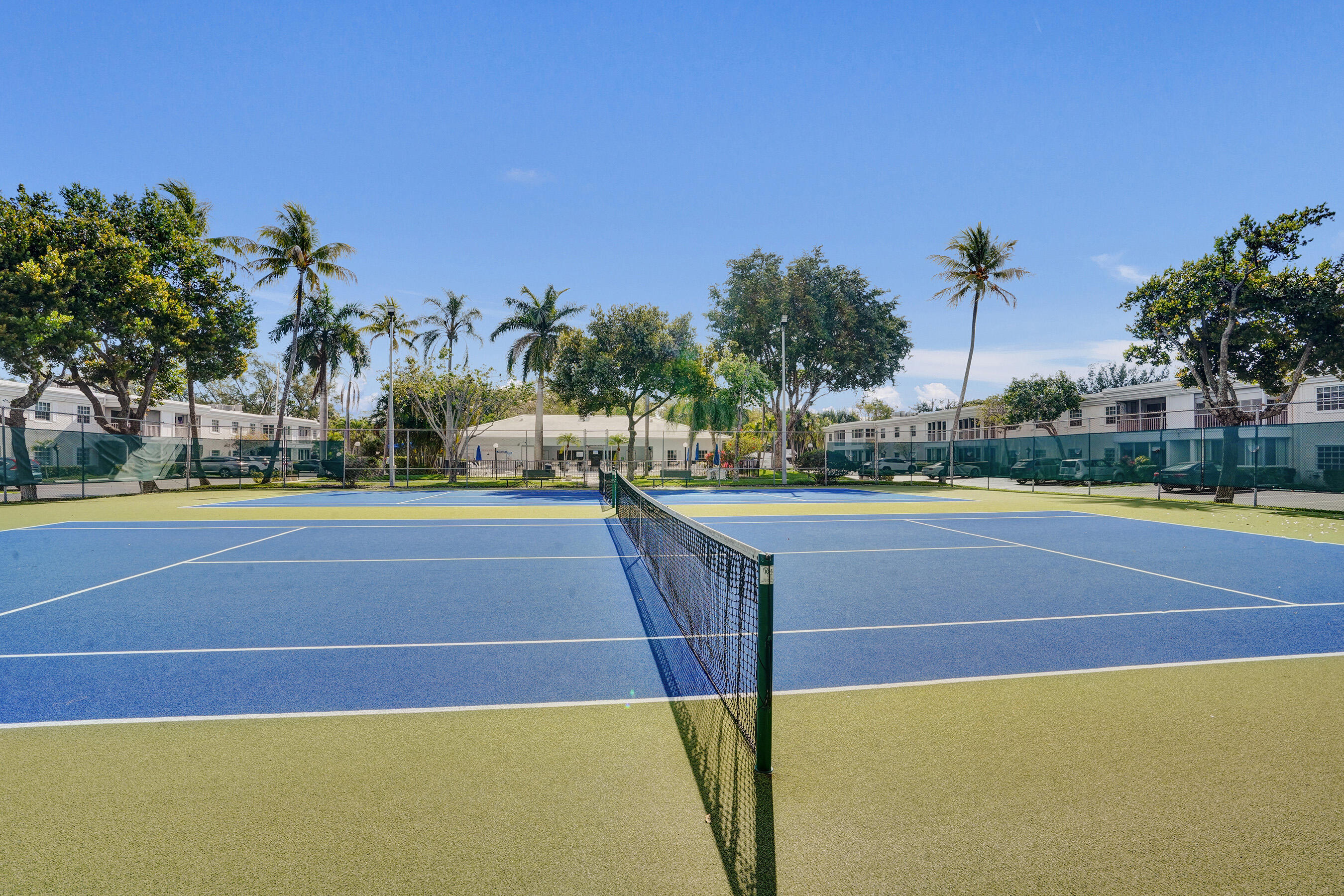 BAY COLONY CLUB CONDO - Residential Lease
