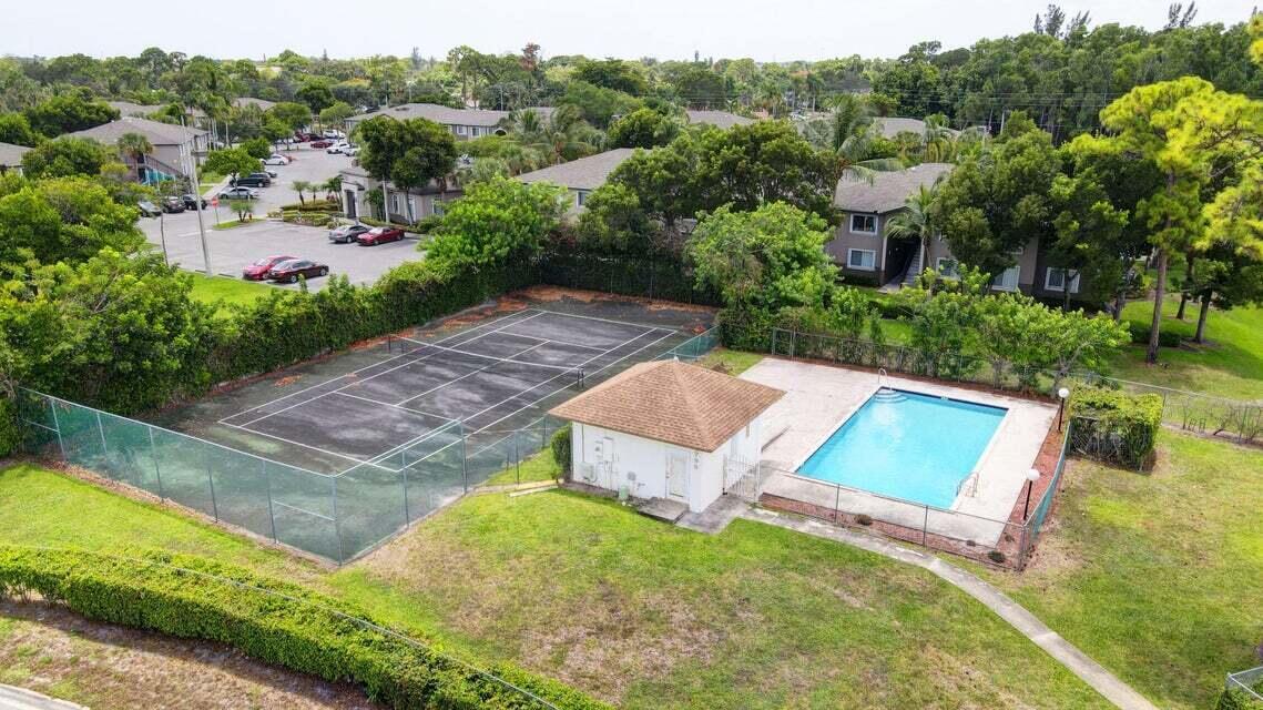 ABBEY PARK 4 - Residential