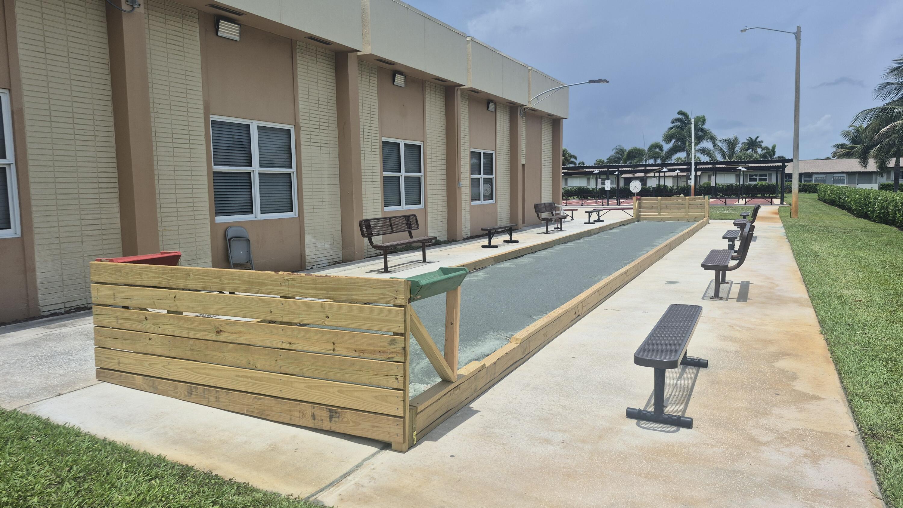 CRESTHAVEN VILLAS 15 CONDO - Residential Lease