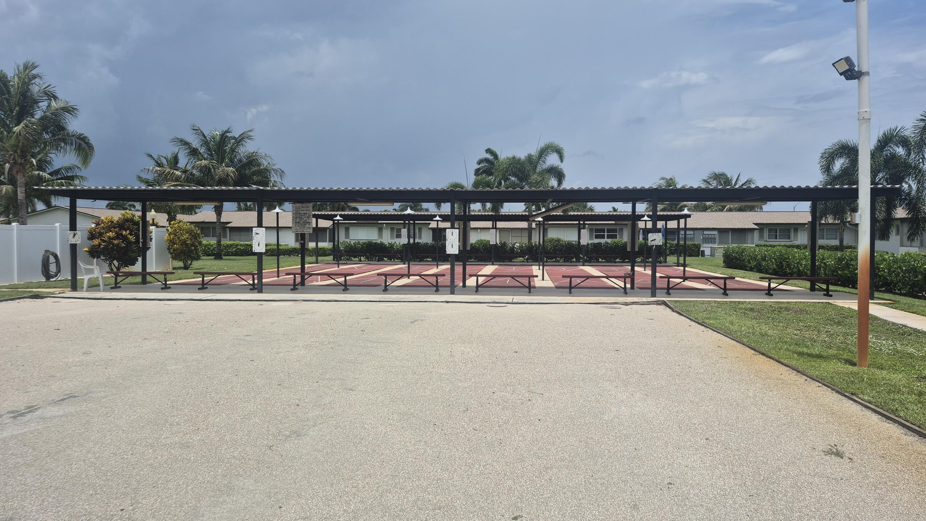 CRESTHAVEN VILLAS 15 CONDO - Residential Lease