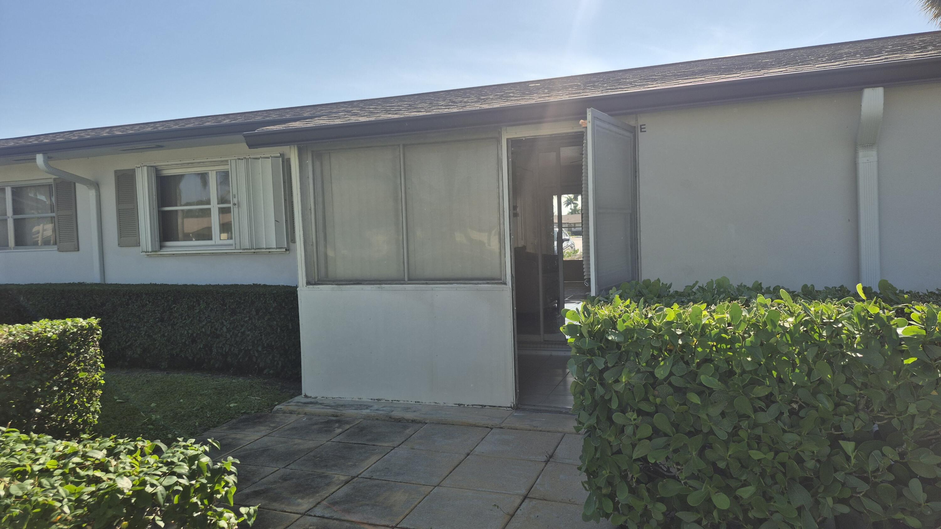 CRESTHAVEN VILLAS 15 CONDO - Residential Lease