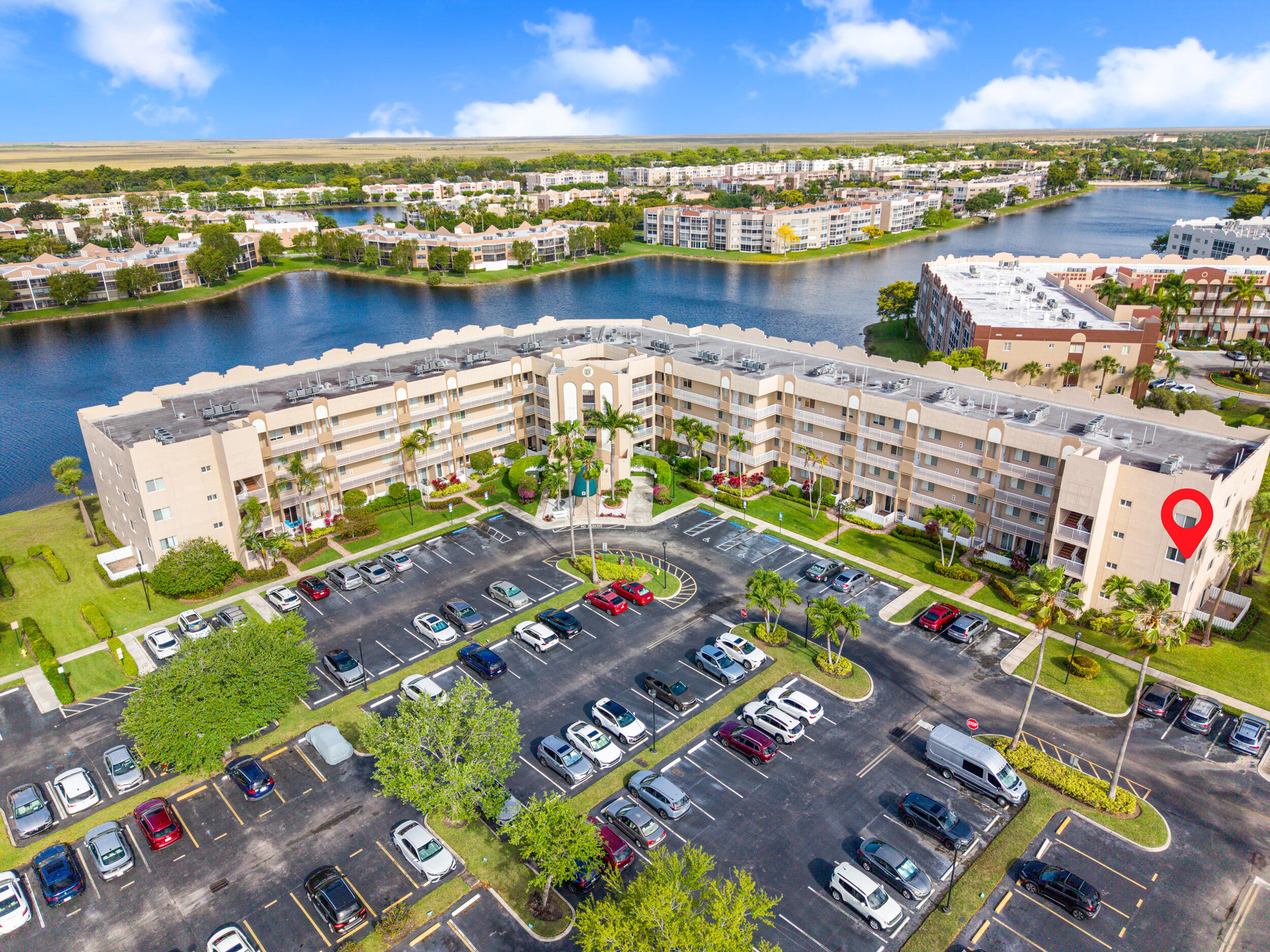 SOUTHAMPTON CONDOMINIUM - Residential