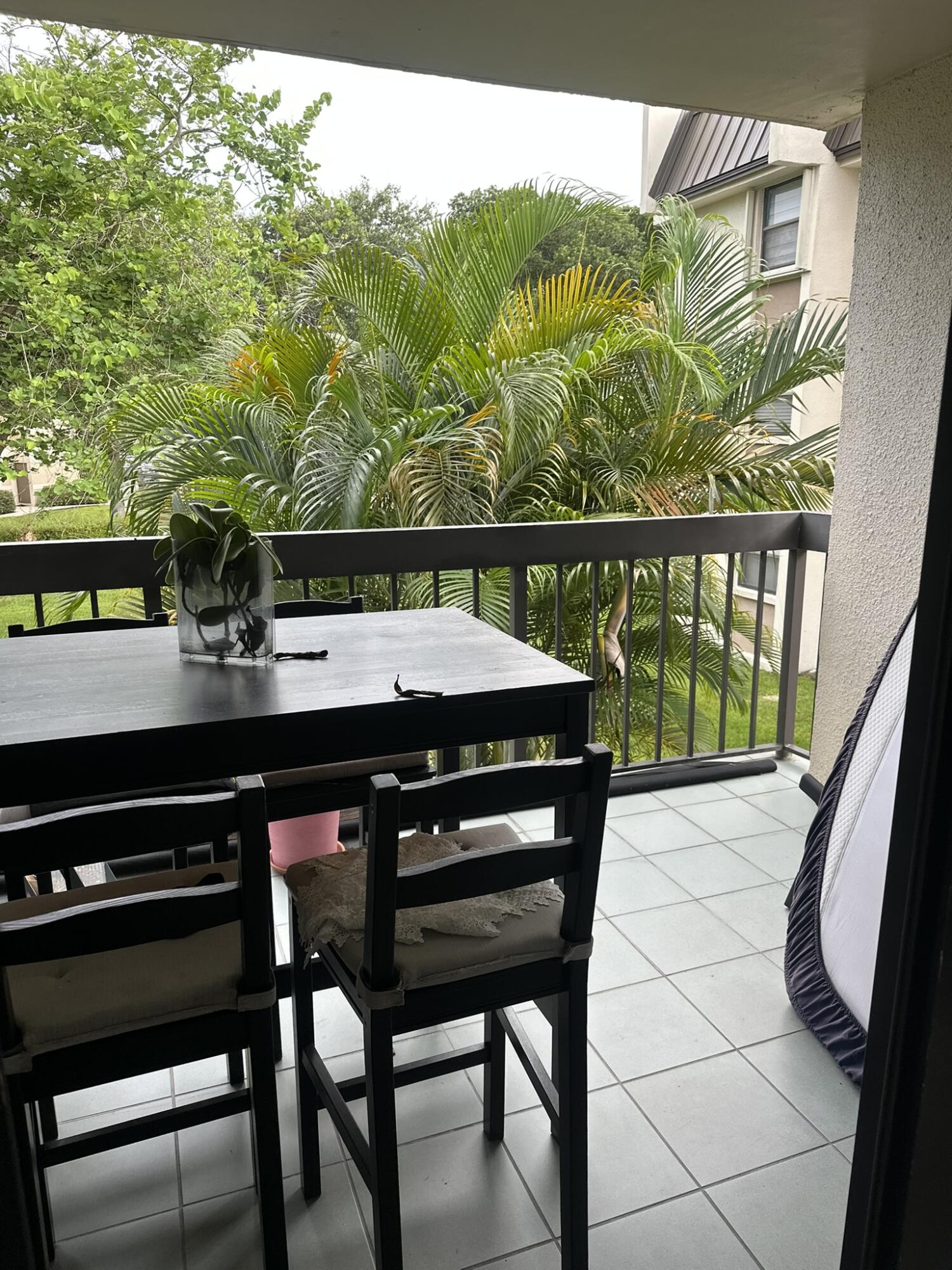 GREENGLADES CONDO IV - Residential