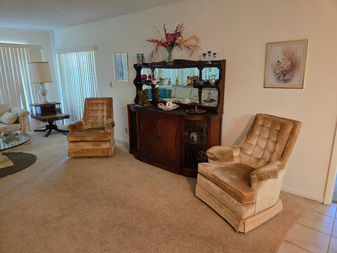PALM GREENS AT VILLA DEL RAY CONDO - Residential