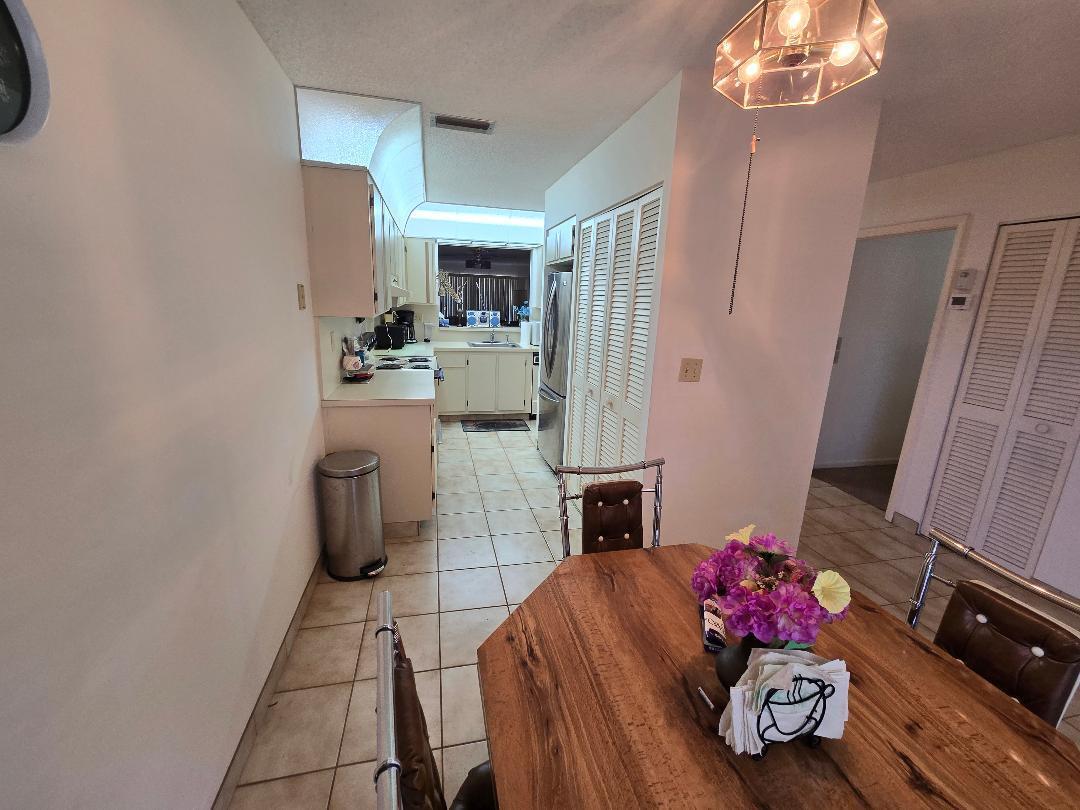 PALM GREENS AT VILLA DEL RAY CONDO - Residential