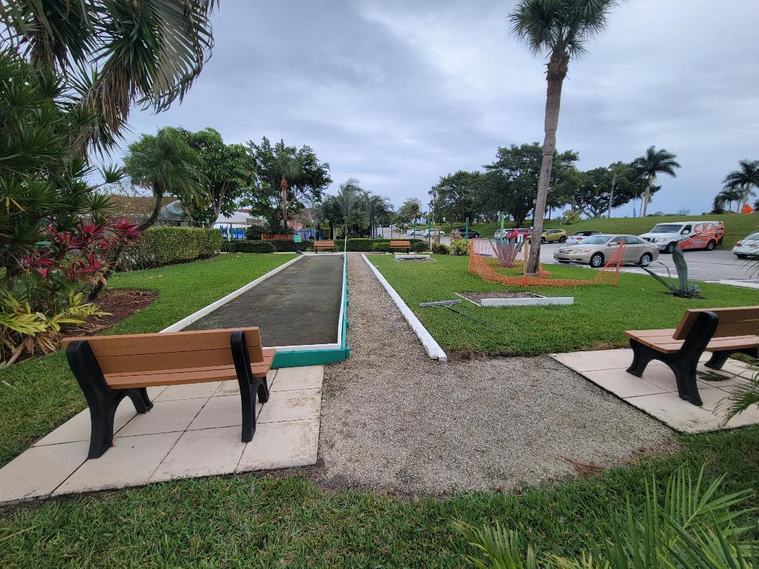 PALM GREENS AT VILLA DEL RAY CONDO - Residential