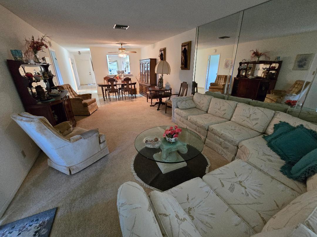 PALM GREENS AT VILLA DEL RAY CONDO - Residential