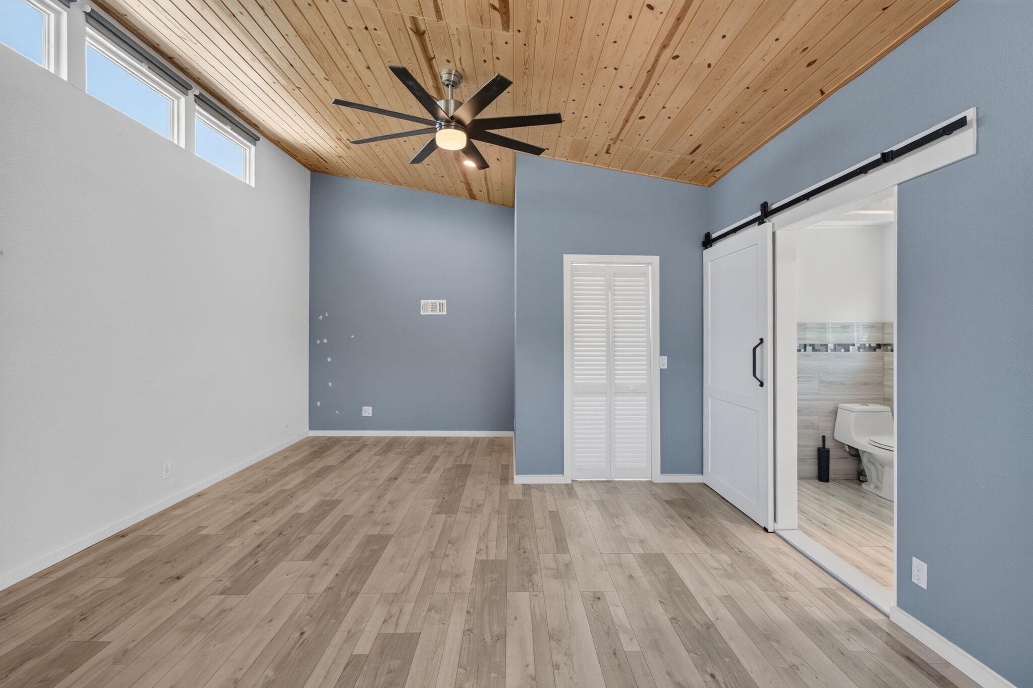SOUTHRIDGE - Residential