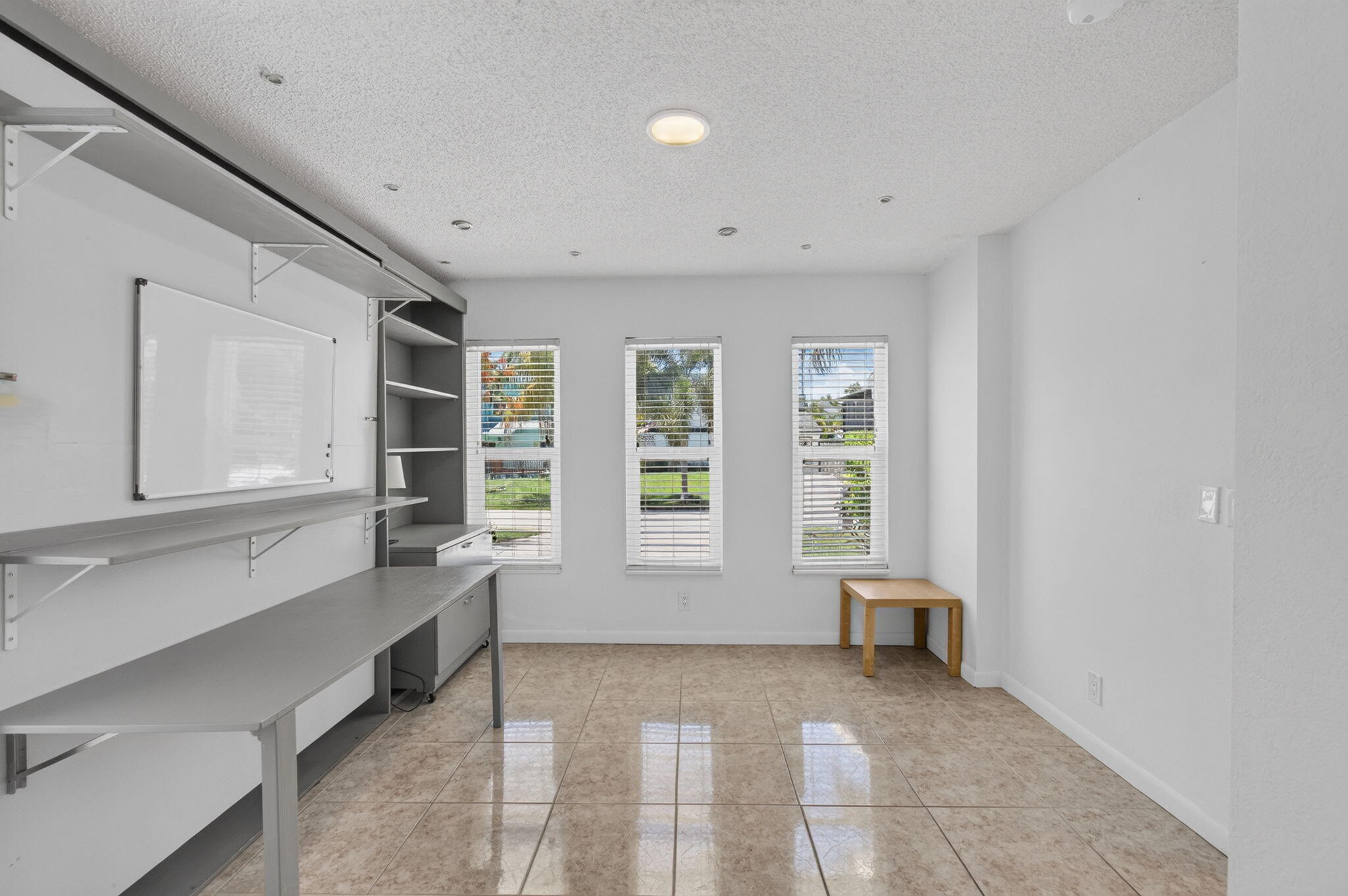 SOUTHRIDGE - Residential