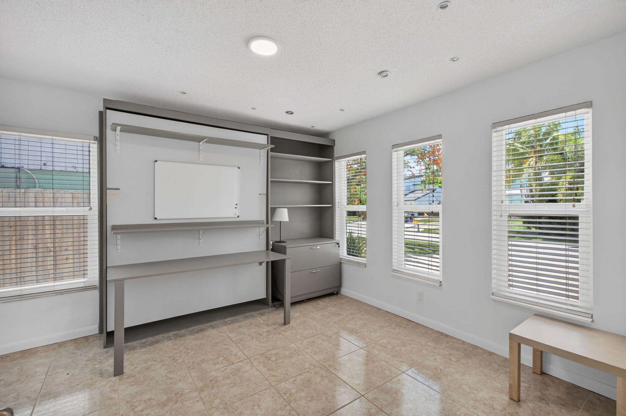 SOUTHRIDGE - Residential
