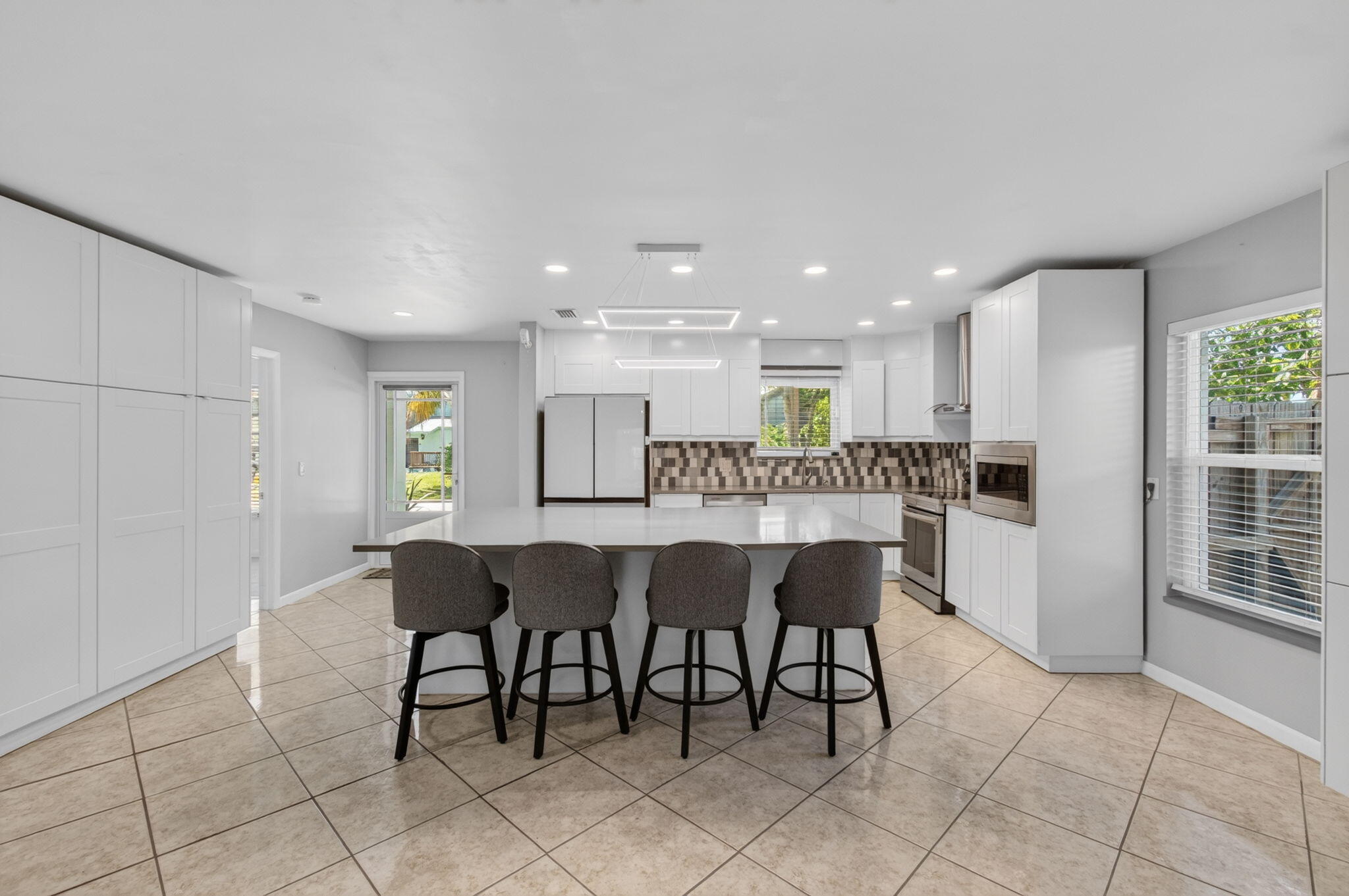 SOUTHRIDGE - Residential