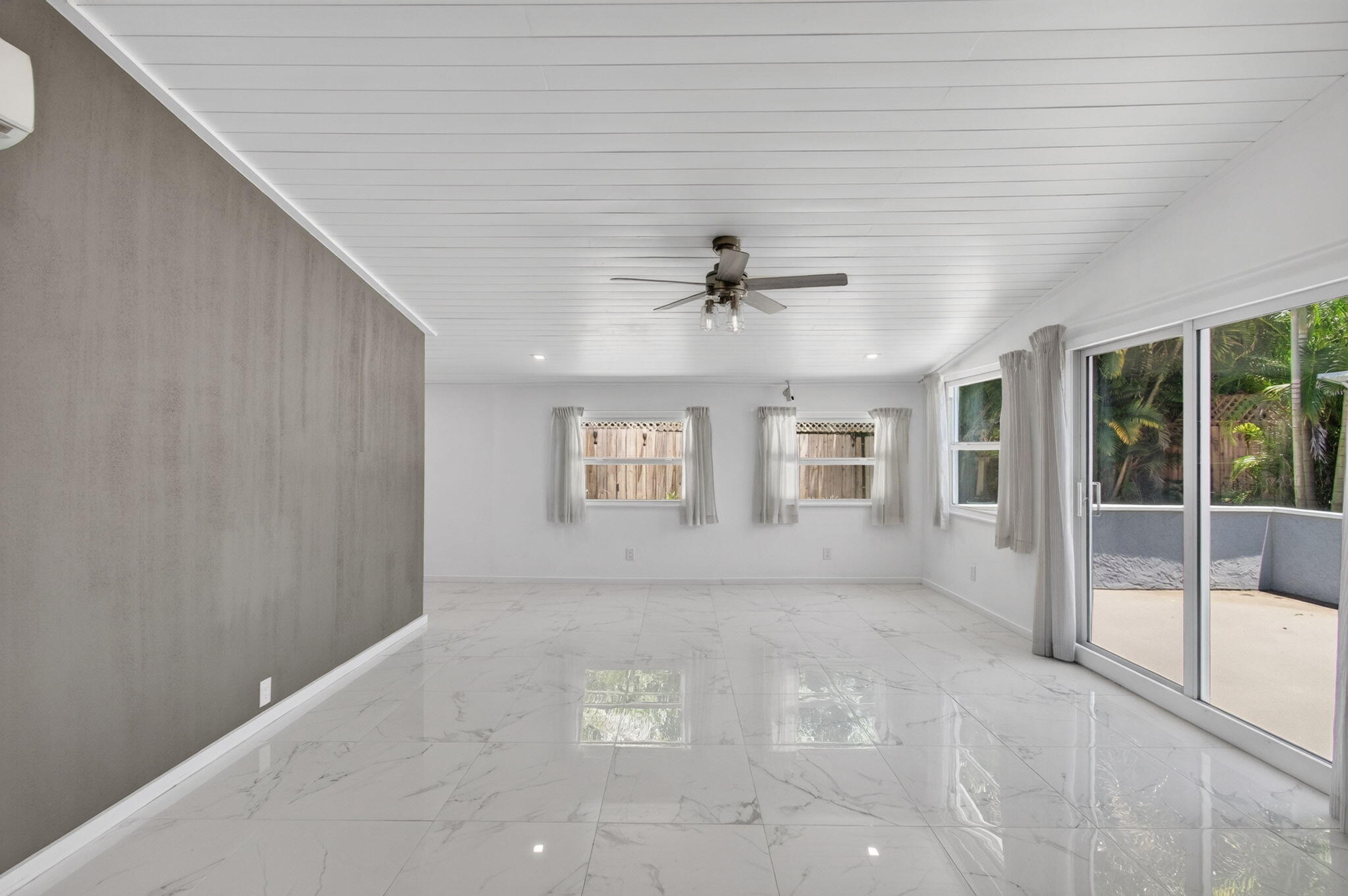 SOUTHRIDGE - Residential