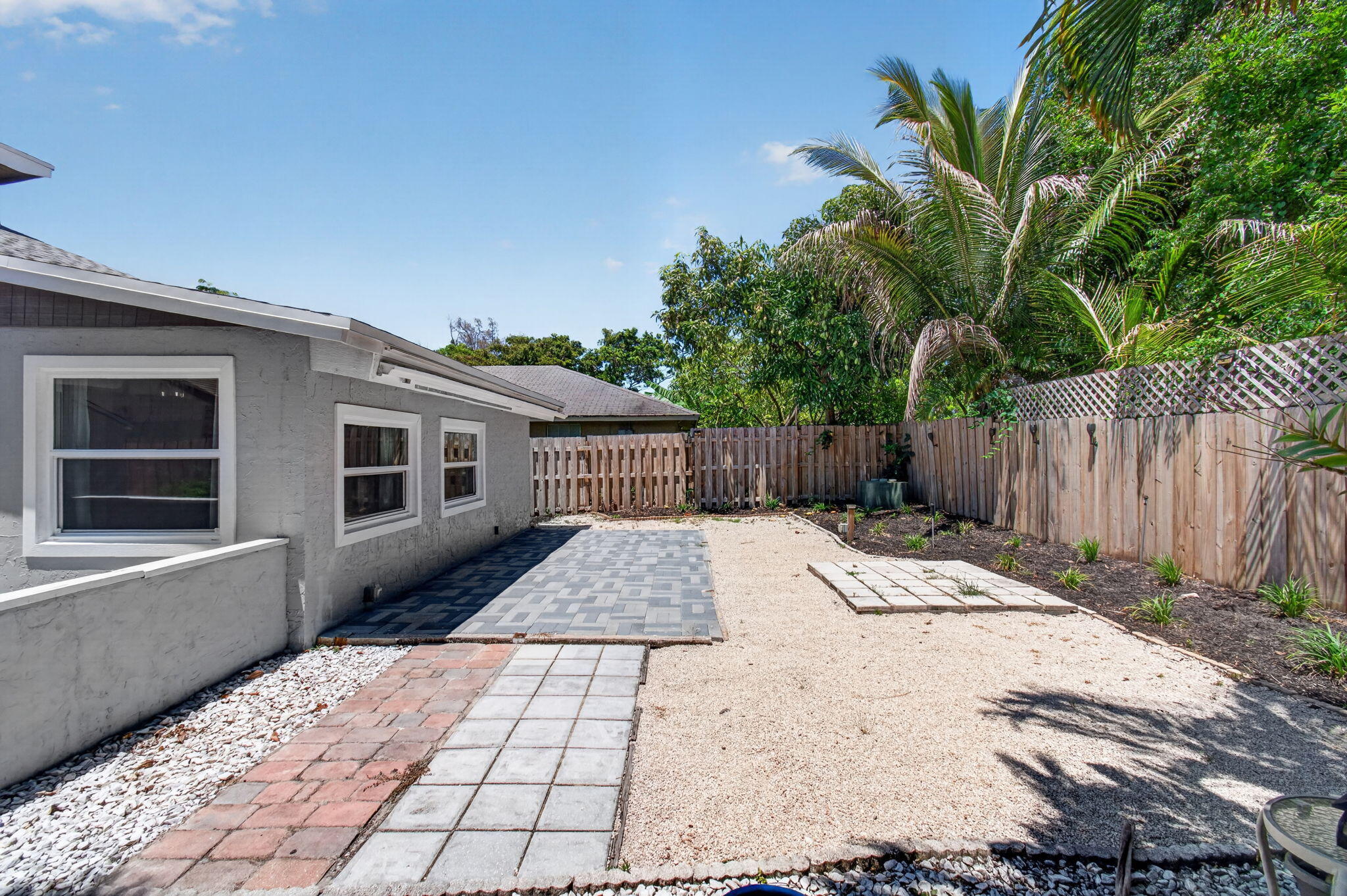 SOUTHRIDGE - Residential