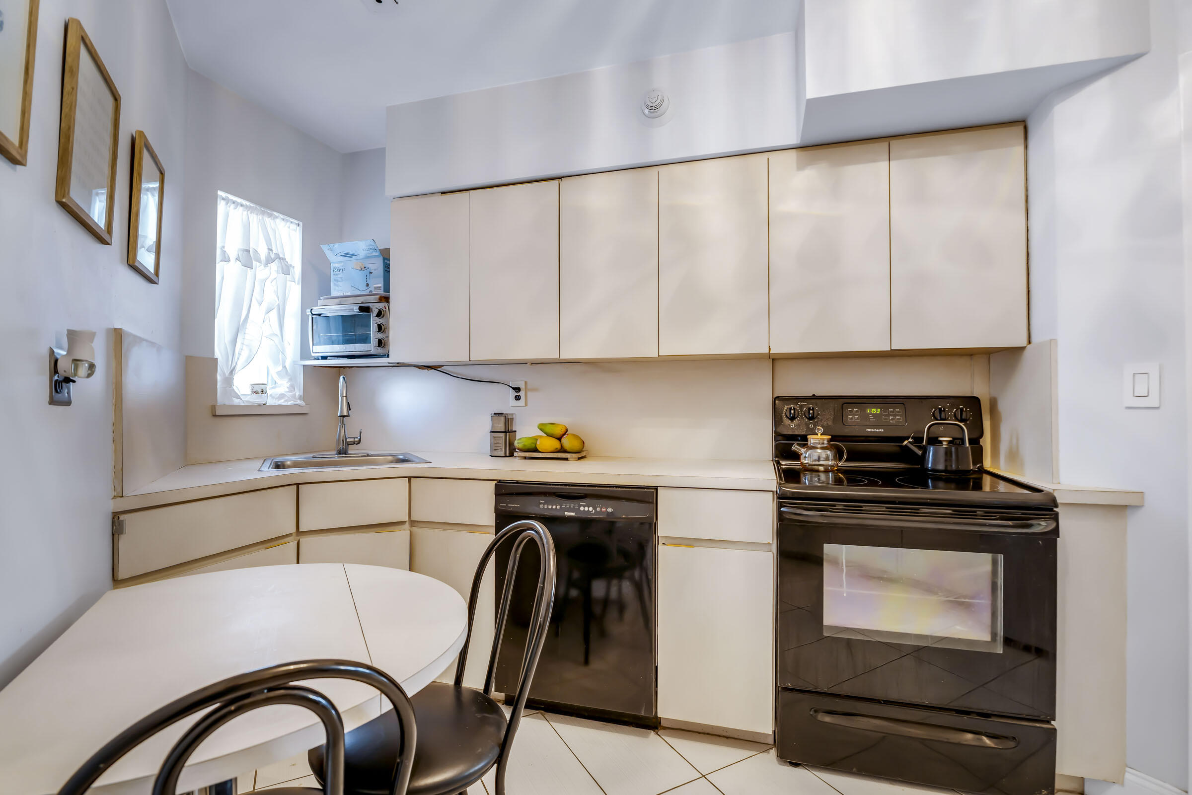 ATLANTIC TOWERS CO-OP - Residential