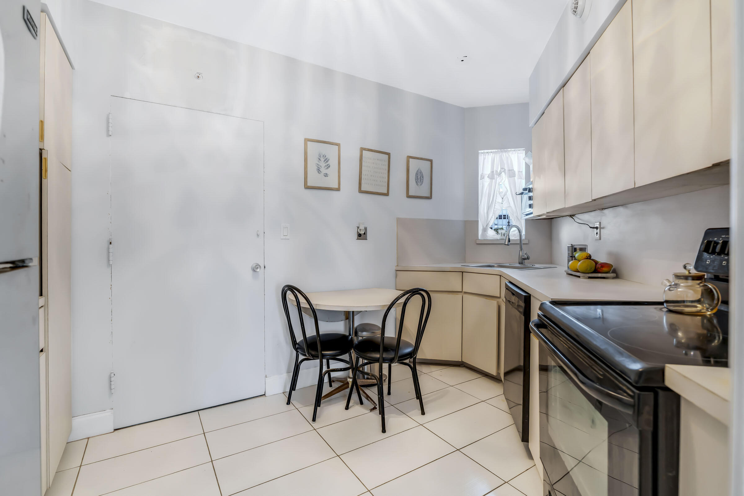 ATLANTIC TOWERS CO-OP - Residential