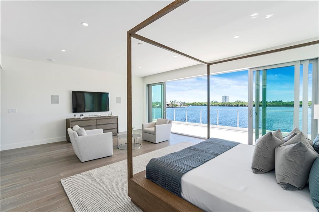Beach Way Heights - Residential