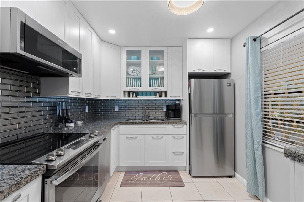 CYPRESS PARK CONDO - Residential