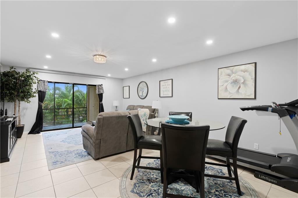 CYPRESS PARK CONDO - Residential