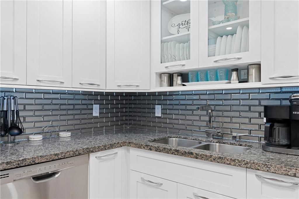 CYPRESS PARK CONDO - Residential