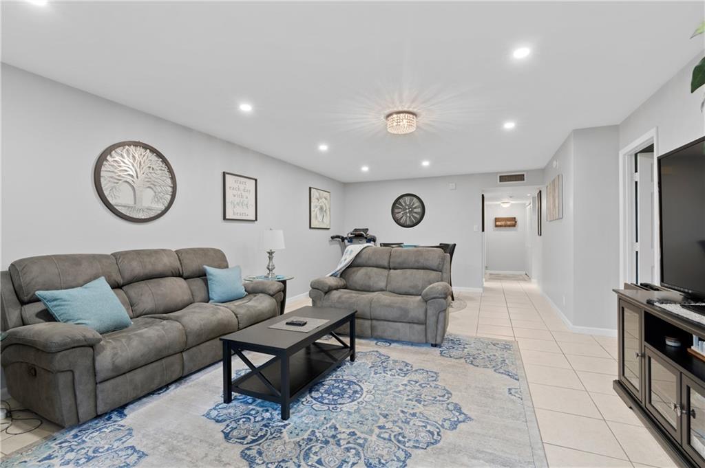 CYPRESS PARK CONDO - Residential