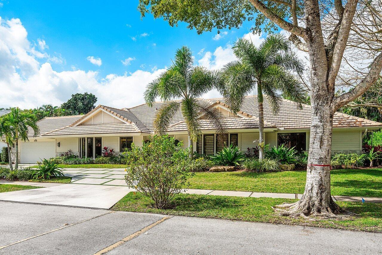 WOODFIELD HUNT CLUB - Residential