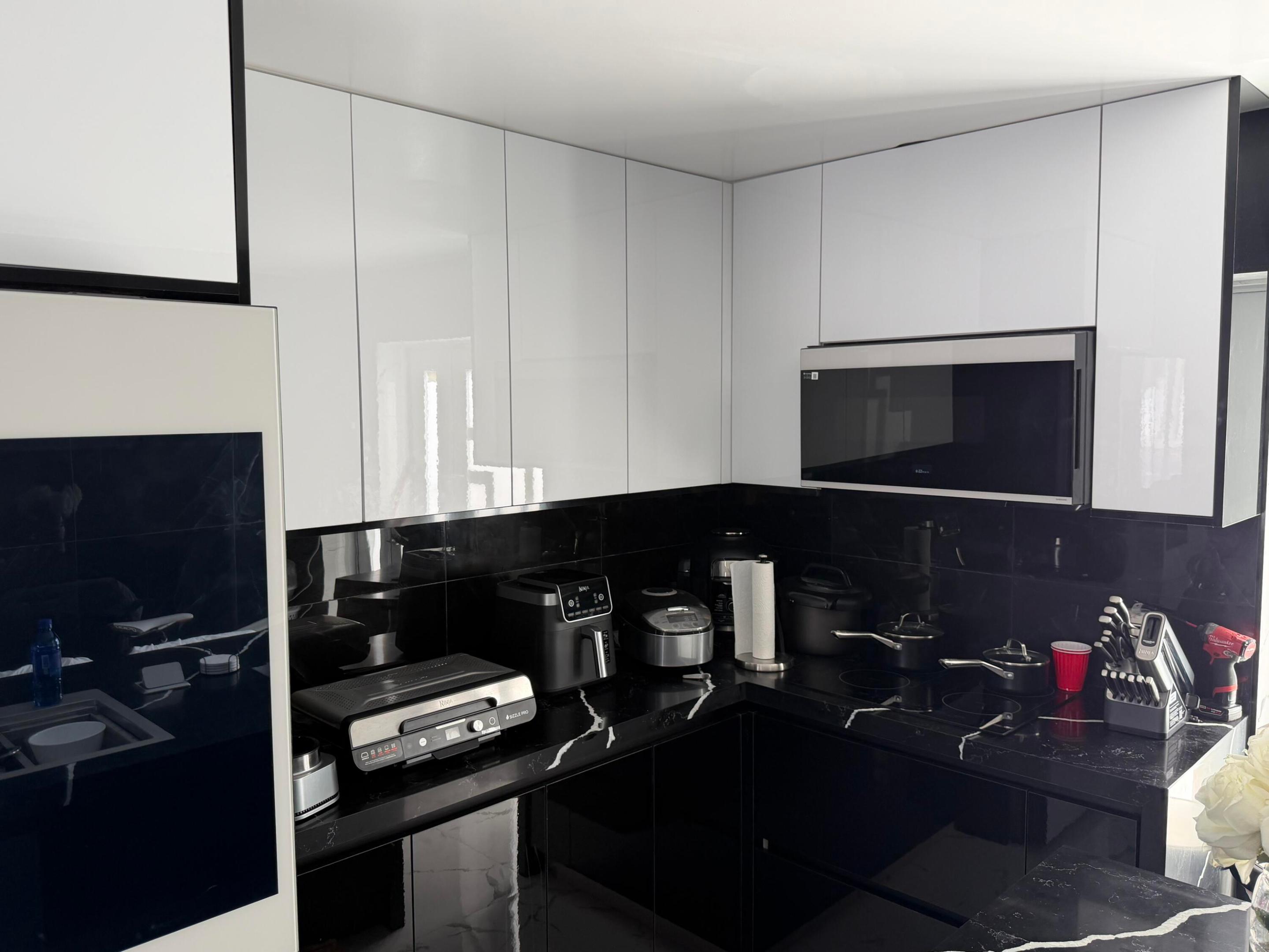 KARLAN TOWNHOUSES SUB - Residential