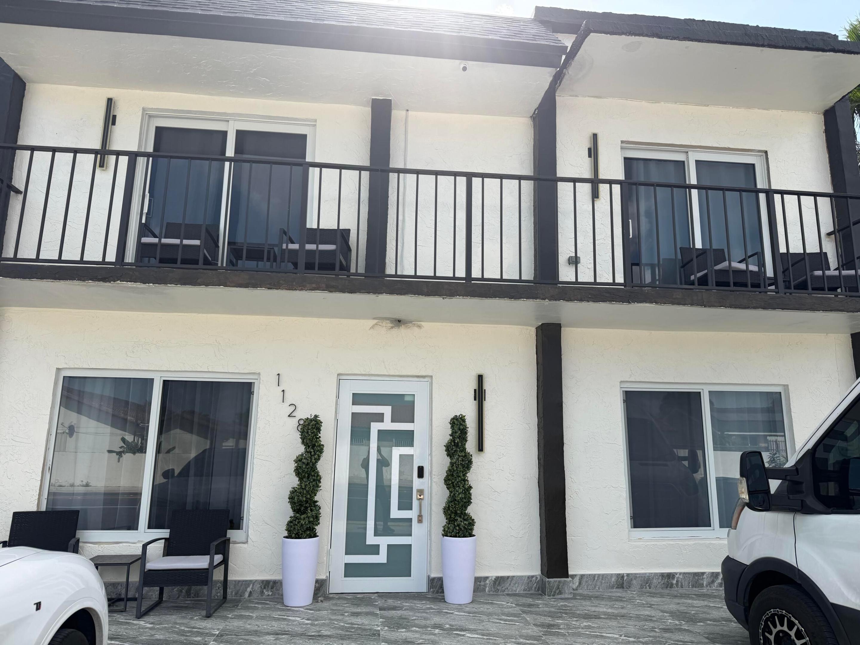 KARLAN TOWNHOUSES SUB - Residential