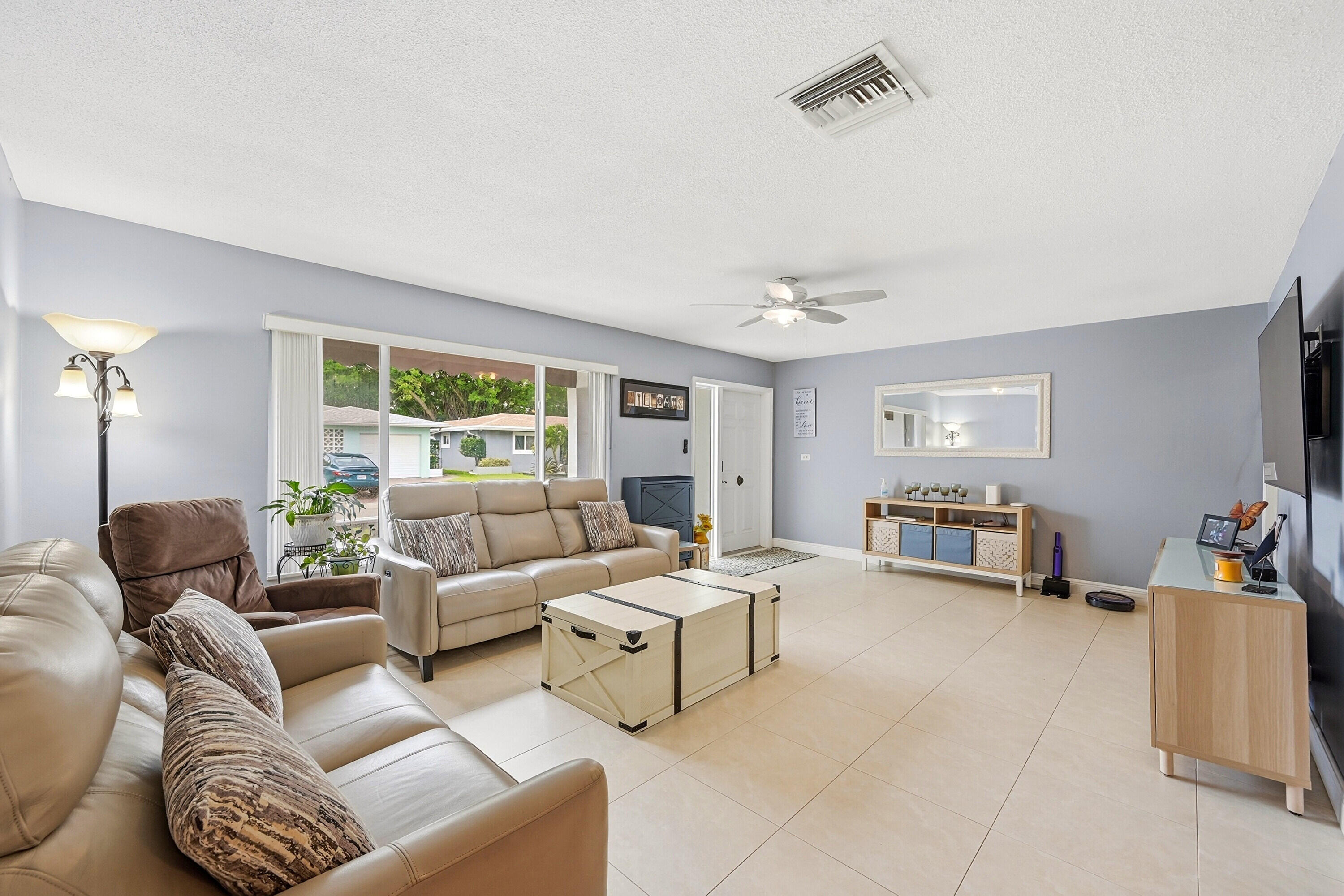 MAINLANDS OF TAMARAC LAKES SECTION 4 - Residential