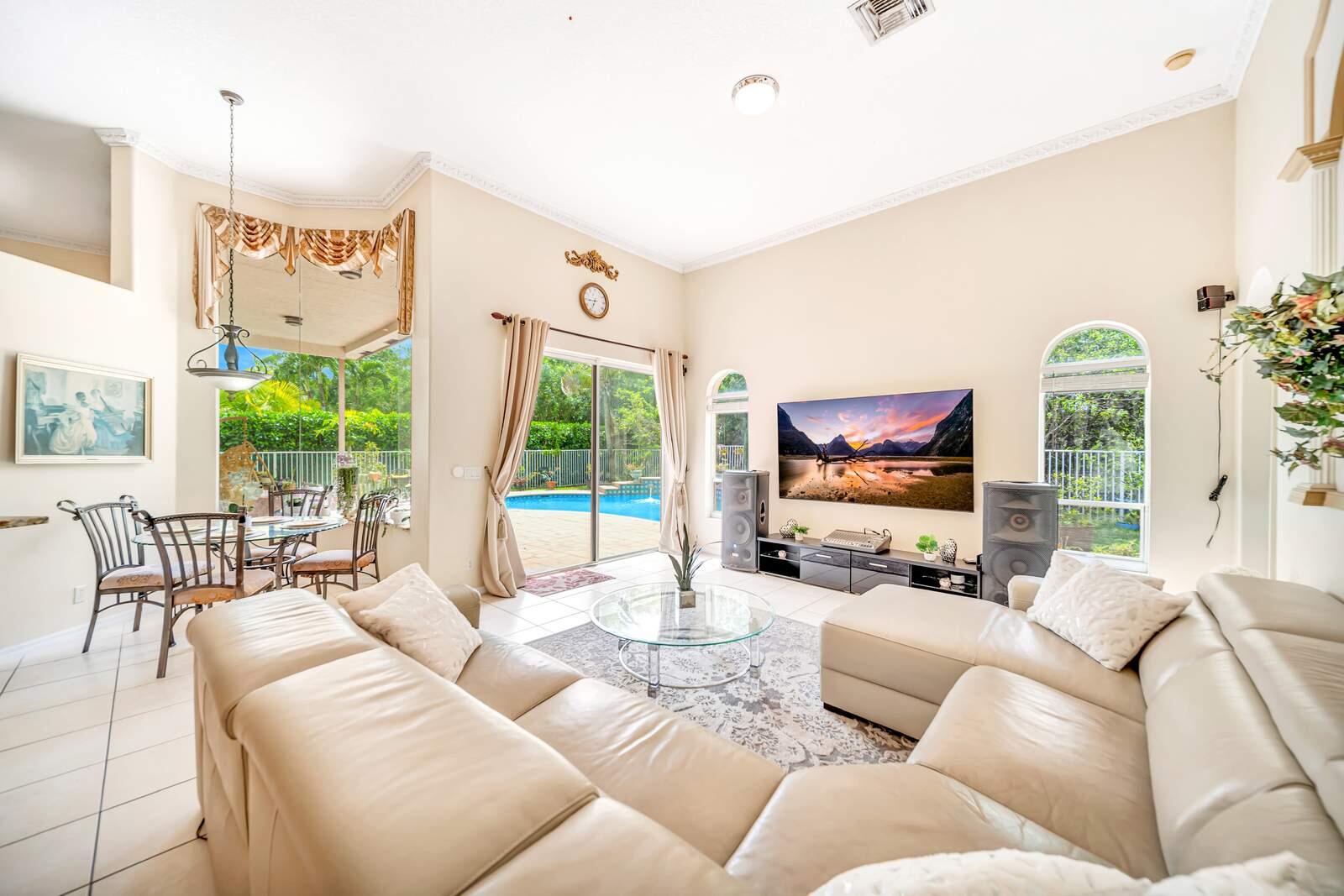 Grand Reserve - Residential