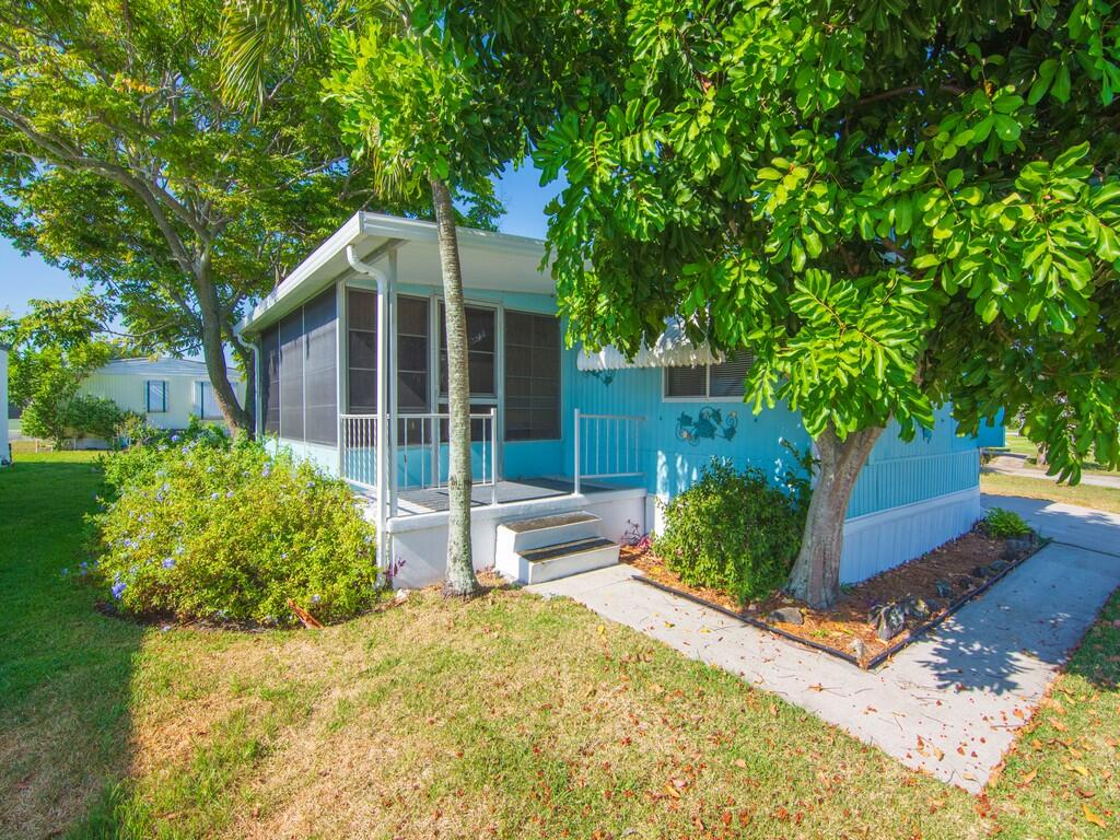 Pinelake Village - Residential