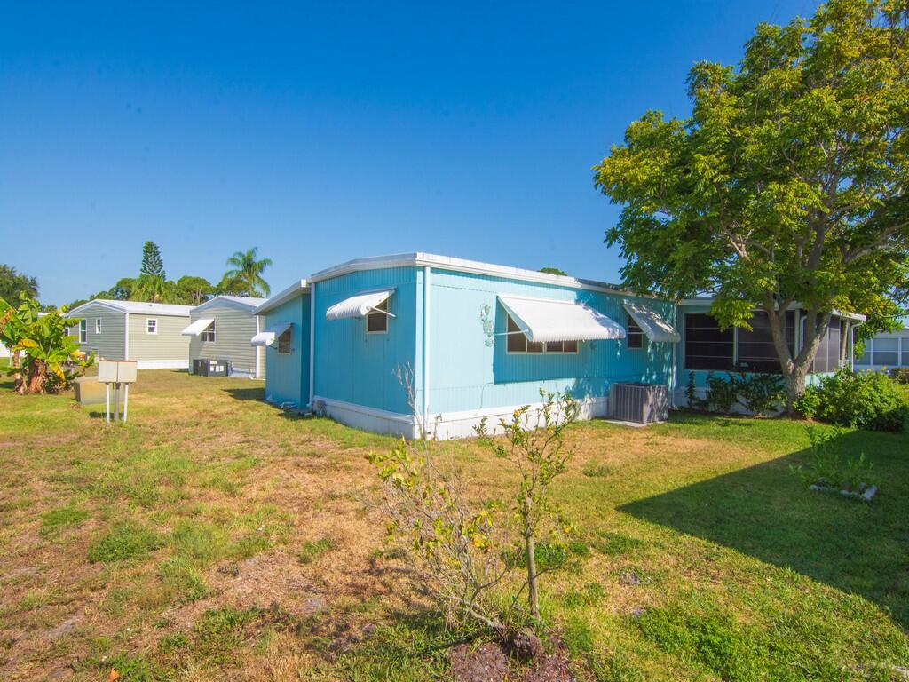 Pinelake Village - Residential