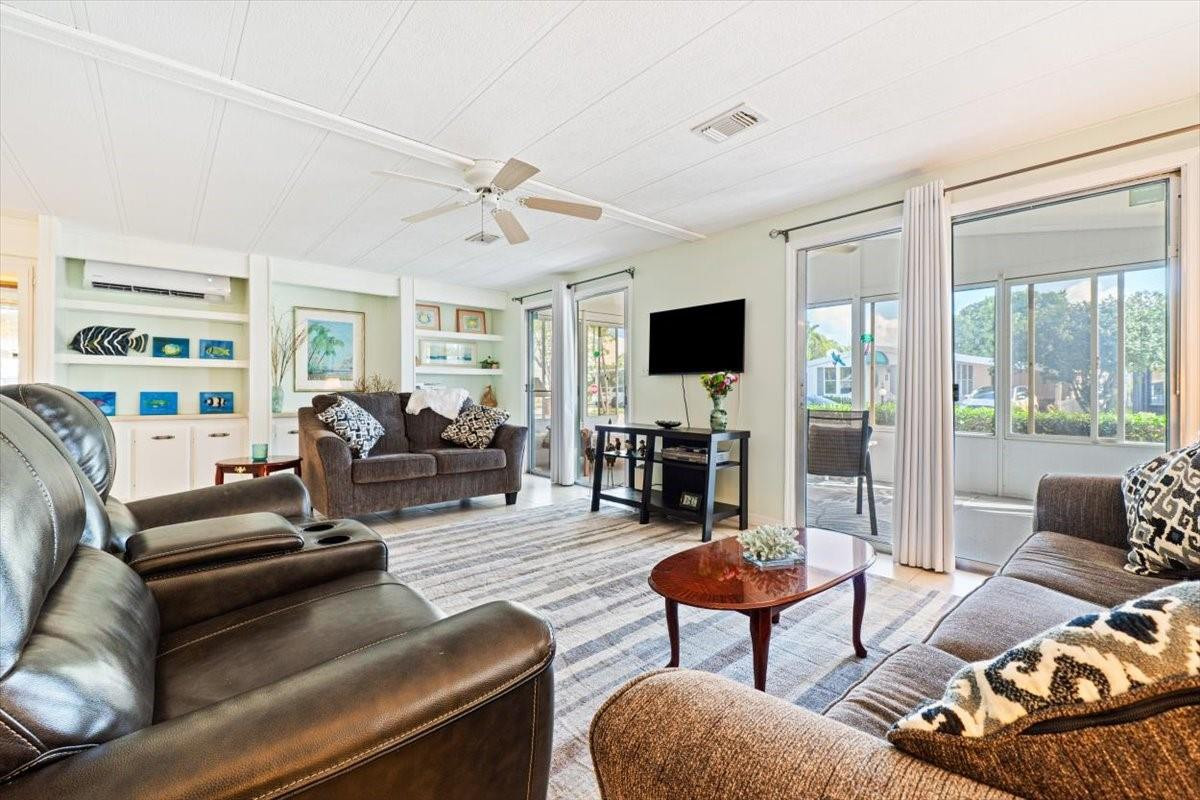 HIGHLAND MEADOWS ESTATES WEST - Residential