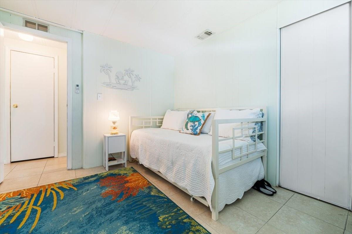 HIGHLAND MEADOWS ESTATES WEST - Residential