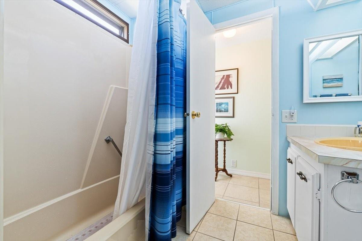 HIGHLAND MEADOWS ESTATES WEST - Residential