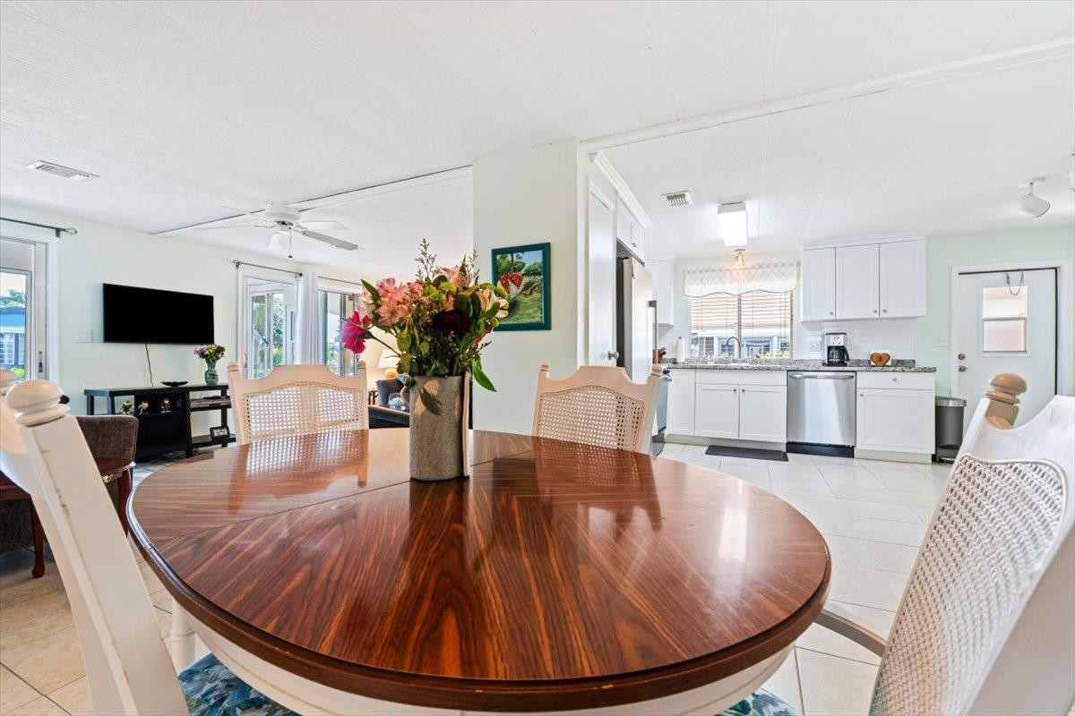 HIGHLAND MEADOWS ESTATES WEST - Residential